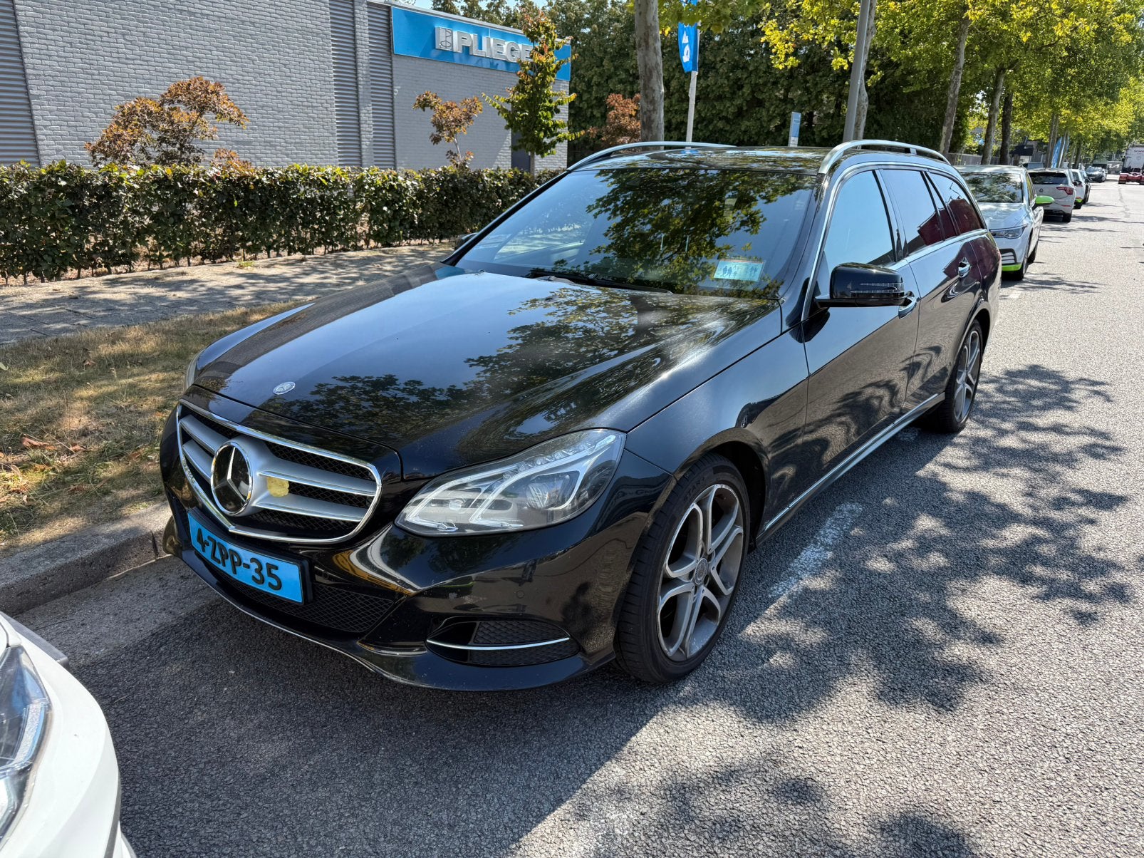 Mercedes-Benz E-Klasse 3.0 CDI E350 Estate AUT 2014 Zwart, Auto's, Mercedes-Benz, Achterwielaandrijving, Parkeerassistent, Diesel