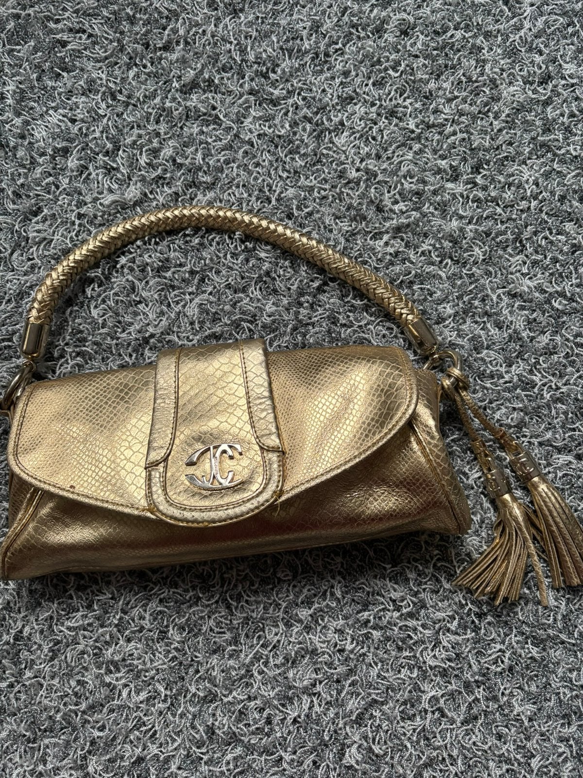 Just cavalli goudkleurig tasje met aparte kwastjes, Sieraden, Tassen en Uiterlijk, Tassen | Damestassen, Ophalen of Verzenden