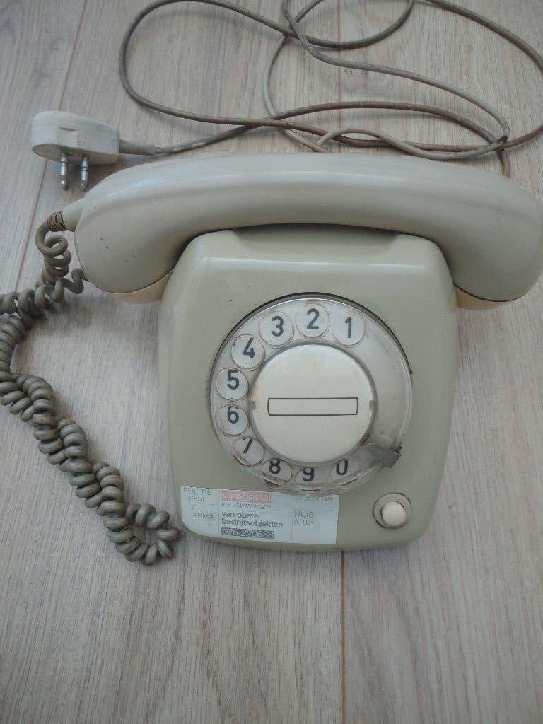 Oude vintage PTT Telefoon Toestel Type T65 draaischijf, Ophalen of Verzenden, Gebruikt, Met draaischijf