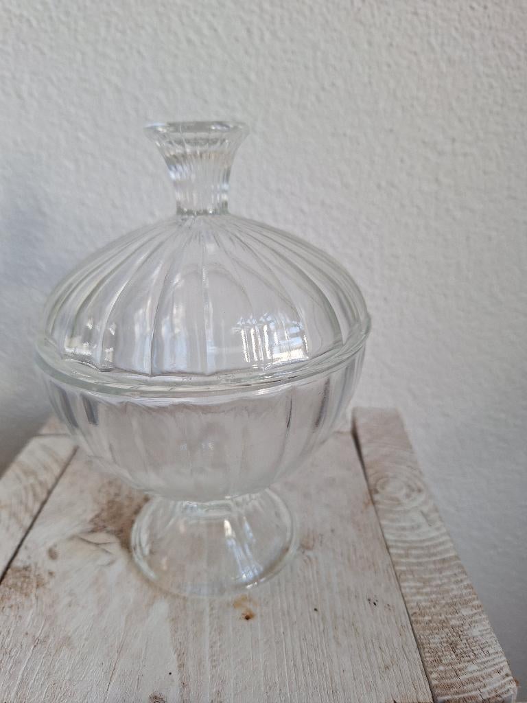 Bonbon Schaaltje Glas, Ophalen