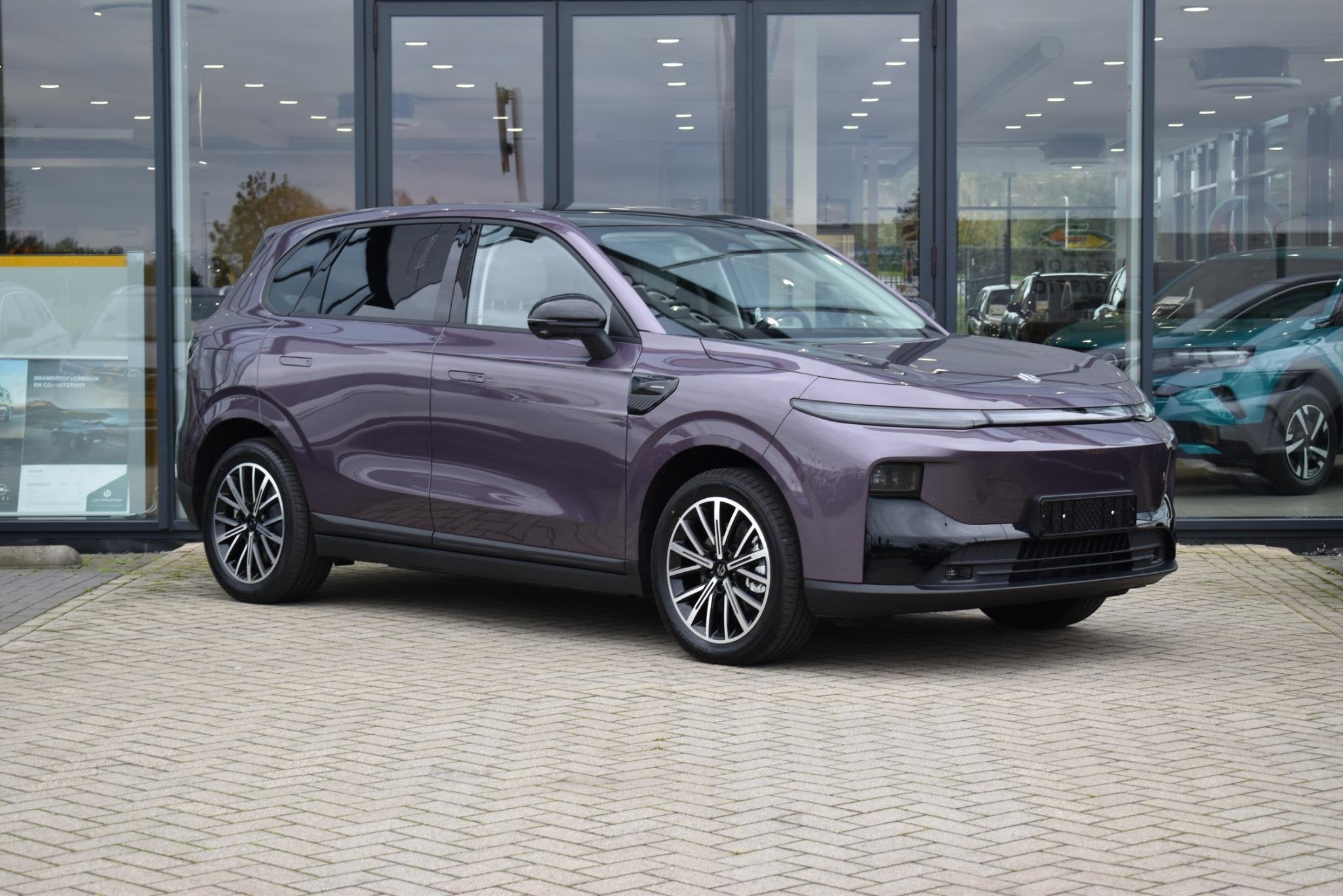 Leapmotor B10 Design ProMax 67.1 kWh VOORRAAD KORTING, Auto's, Achterwielaandrijving, 1820 kg, Nieuw, SUV of Terreinwagen