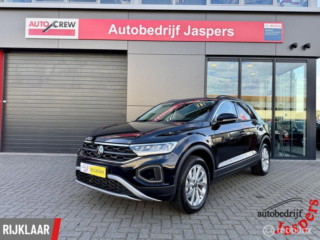 Volkswagen T-Roc 1.5 TSI Life Edition, 12 maanden, Zwart, Bedrijf, SUV of Terreinwagen