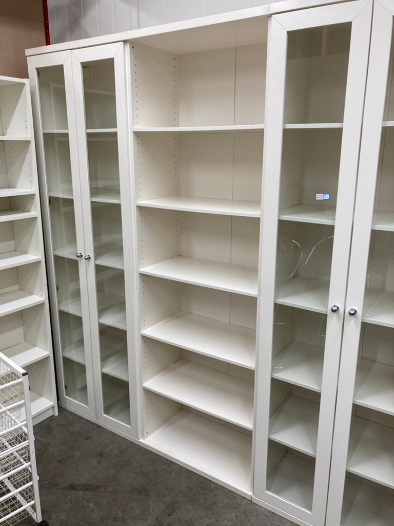 Witte kastenwand met open en glazen kasten, Glas, W, Ophalen of Verzenden, 150 tot 200 cm