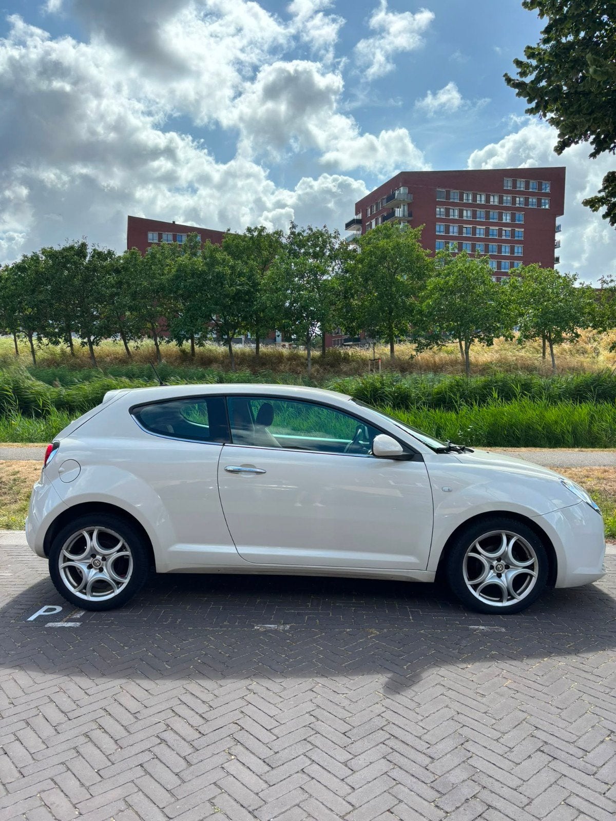 Alfa Romeo MiTo 0.9 Turbo Twin AIR 63KW 2012 Wit, Auto's, Voorwielaandrijving, Origineel Nederlands, 24 km/l, Handgeschakeld