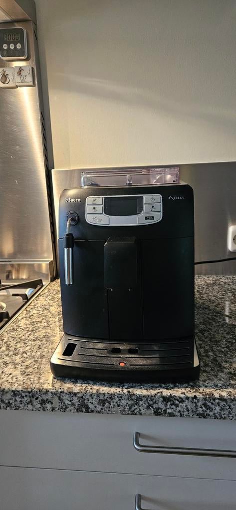 Saeco Intelia HD8651/14 volautomatische espressomachine, Stoompijpje, Gebruikt, Espresso apparaat, Koffiebonen