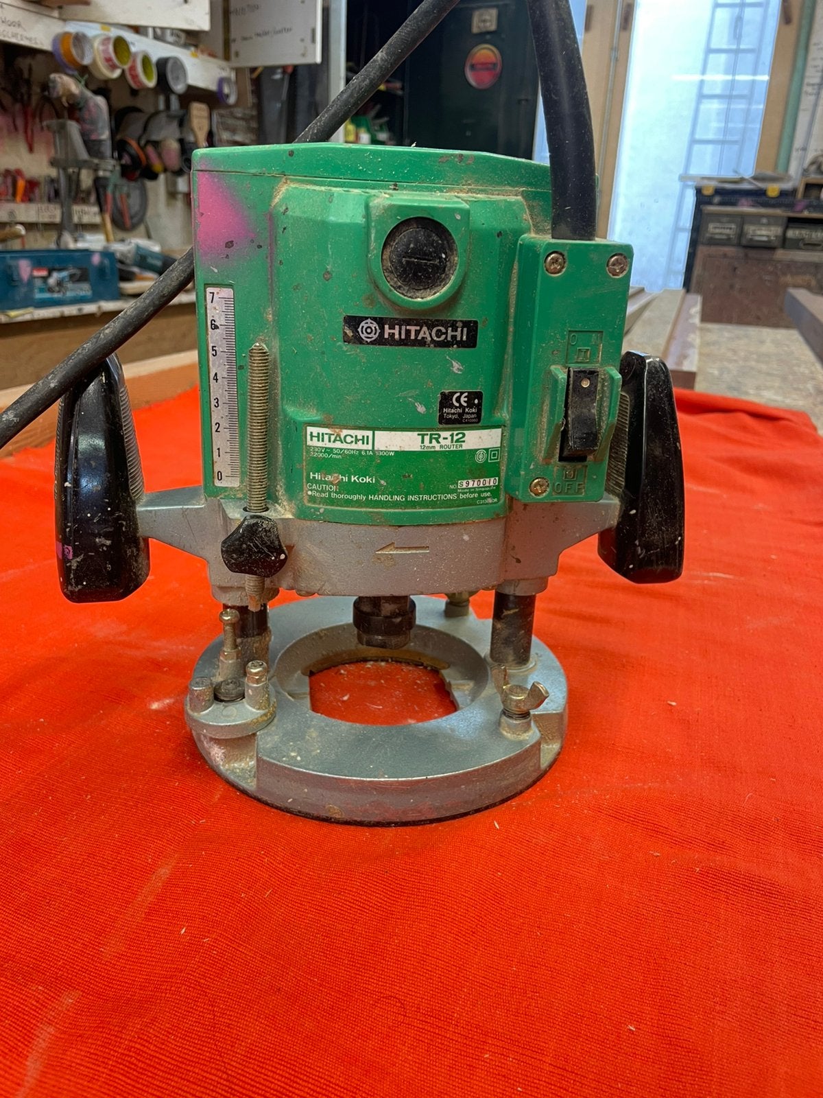 Hitachi frees, Ophalen, Gebruikt, Elektrisch, Bovenfrees