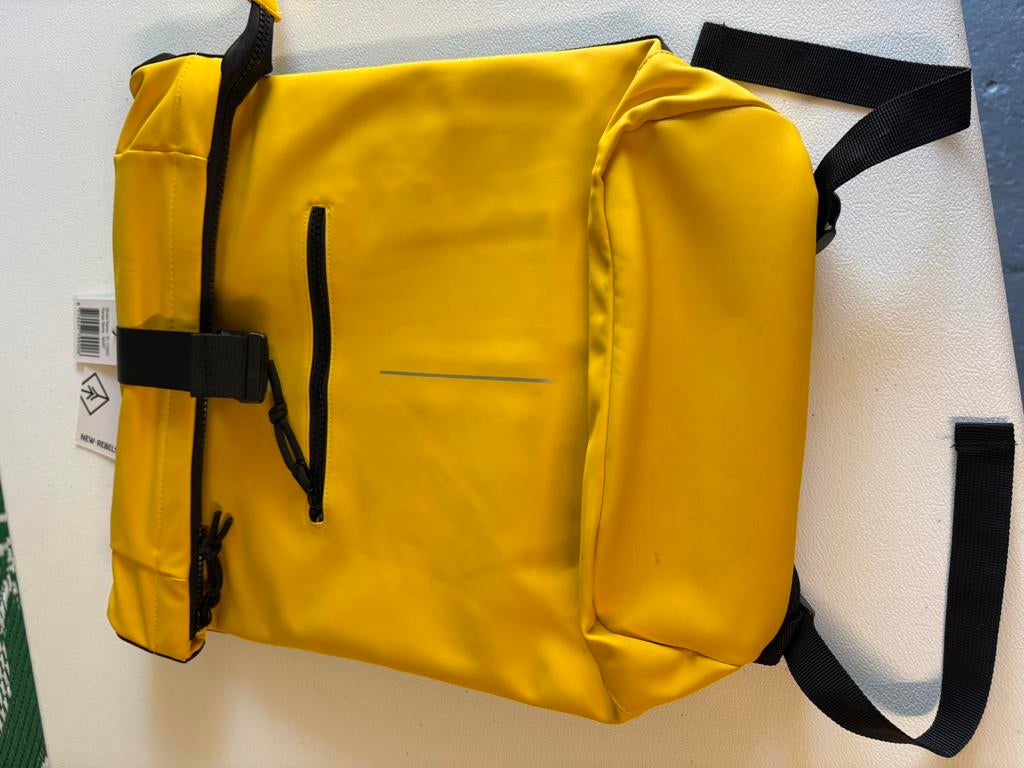 New rebels rugtas laptopvak nieuw, Overige merken, 40 cm of meer, Nieuw, Ophalen of Verzenden
