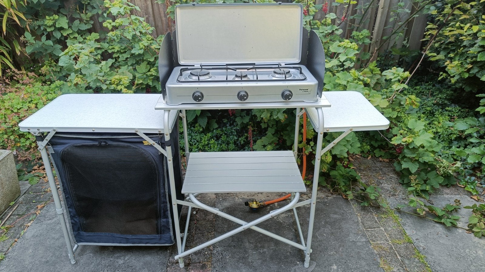 Camping keuken kast incl. gasfornuis, Caravans en Kamperen, Ophalen, Zo goed als nieuw
