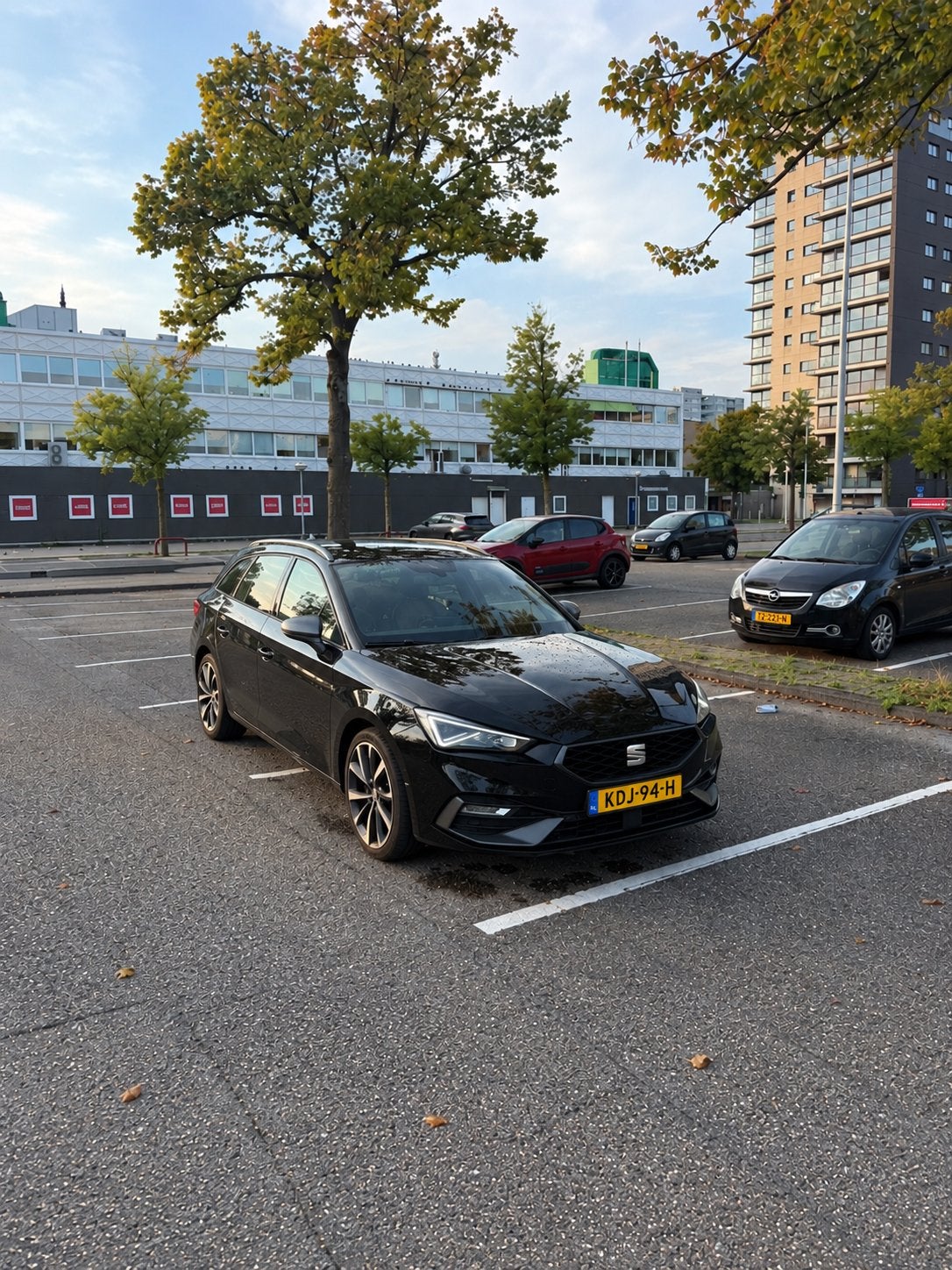 Seat Leon 2.0 TDI 150pk Dsg-7 2021 Zwart, Auto's, 4 cilinders, 150 pk, Leon, Zwart