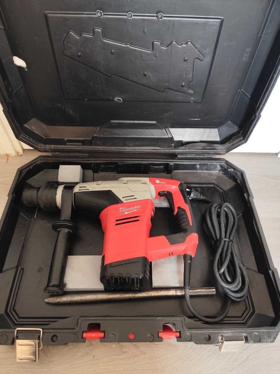 Milwaukee K 500 ST Boorhamer - Krachtig en Betrouwbaar, Ophalen, 600 watt of meer, Boor- en/of Breekhamer, Zo goed als nieuw
