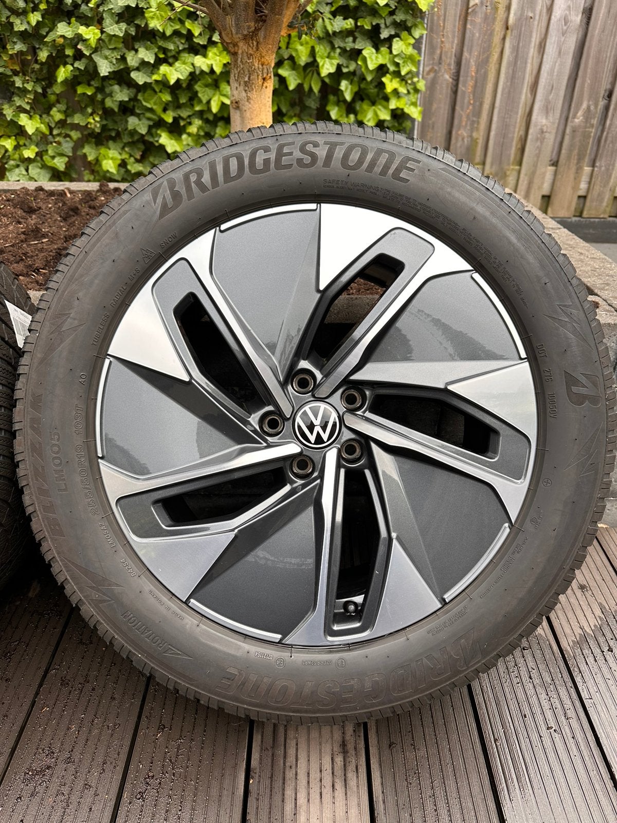 Volkswagen ID4/ID5 19 inch “Hamar” velgen + winterbanden., Auto-onderdelen, 19 inch, Banden en Velgen, Nieuw, Ophalen of Verzenden