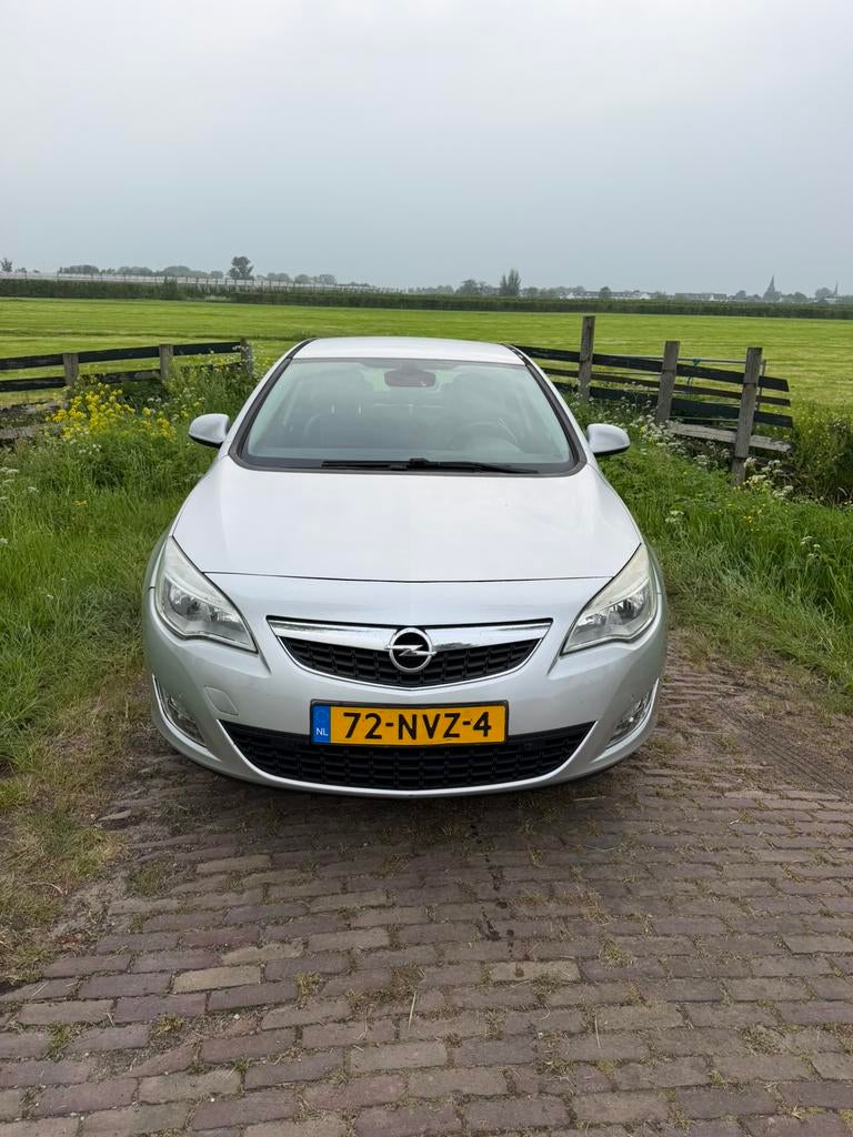 Opel Astra, Auto's, Opel, Particulier, Astra, Benzine, C, Hatchback, Automaat, Origineel Nederlands, Zilver of Grijs, Zwart, Leder