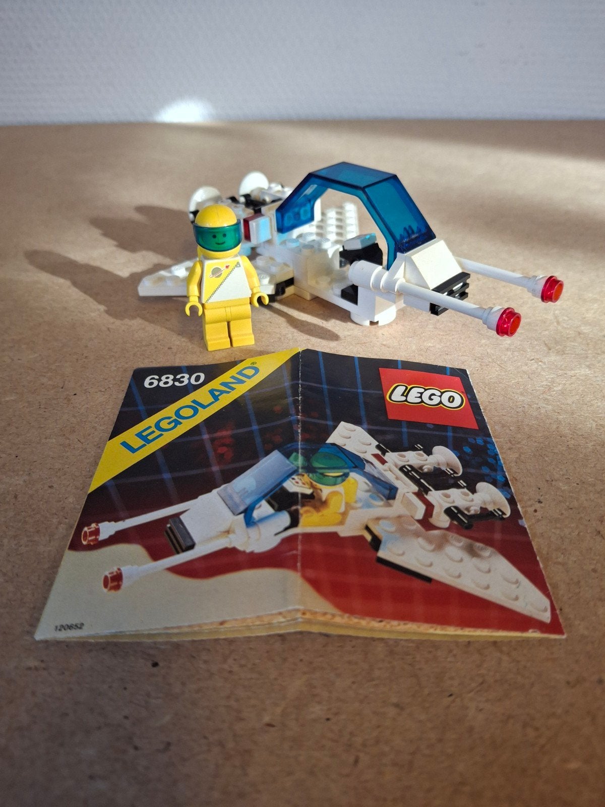 Lego 6830 Space Patroller. Jaren 80 Futuron Space, Compleet, Lego, Info@lego.com, 33 Bath Road, Slough, UK
