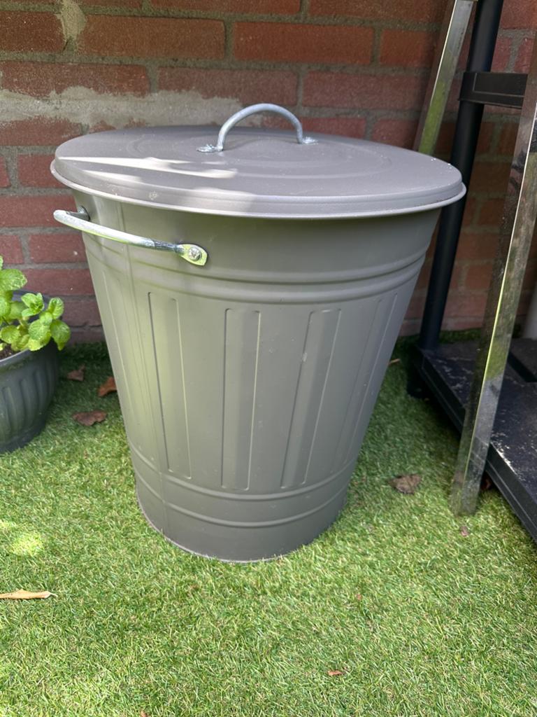Ikea prullenbak groot grijs, Huis en Inrichting, Woonaccessoires | Prullenbakken, 40 liter of meer, Ophalen of Verzenden, Zo goed als nieuw