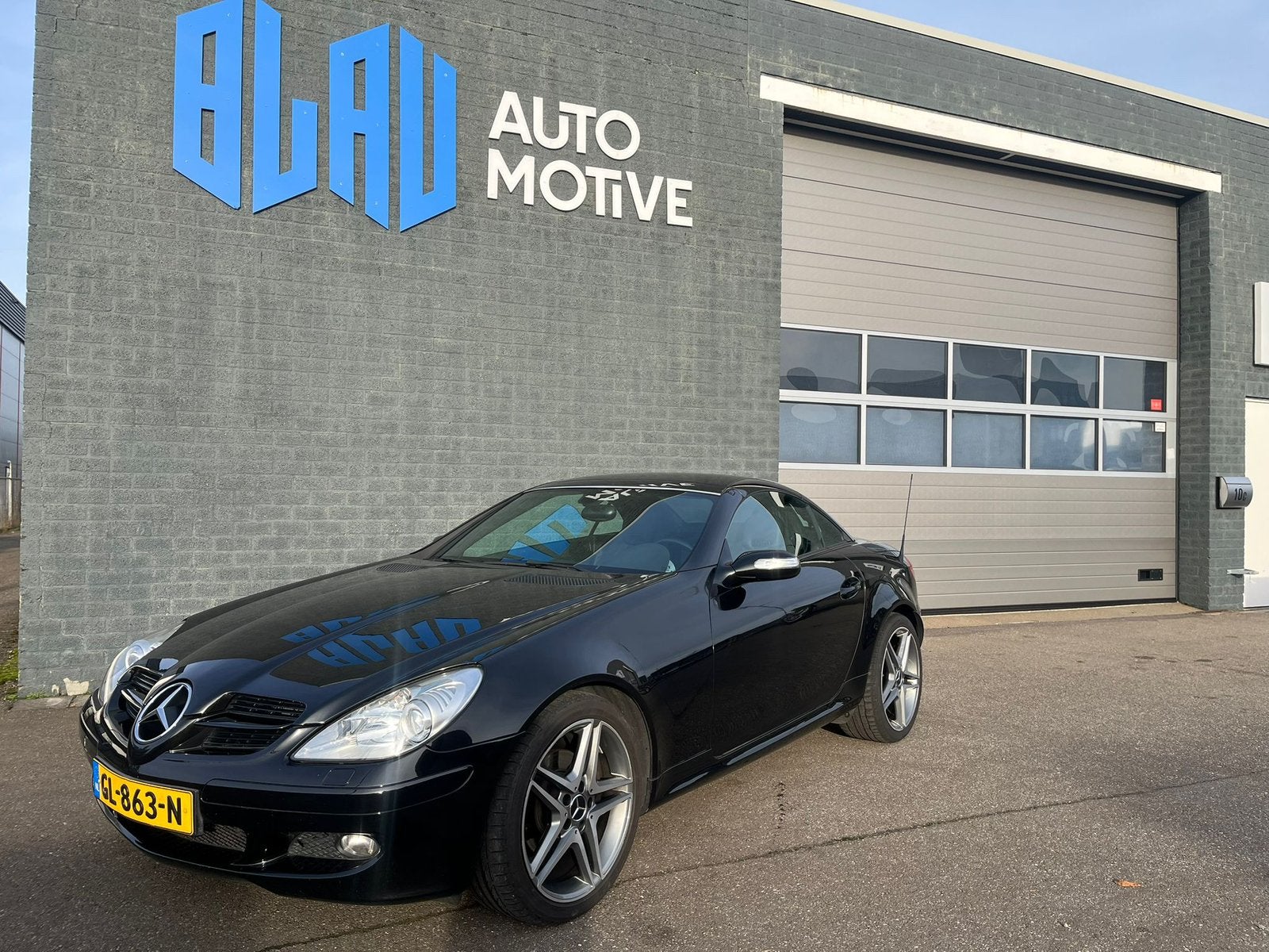 Mercedes-Benz SLK 3.0 Slk280 Roadster AUT 2005 Zwart, Auto's, Mercedes-Benz, Achterwielaandrijving, Cabriolet, Zwart, Bedrijf