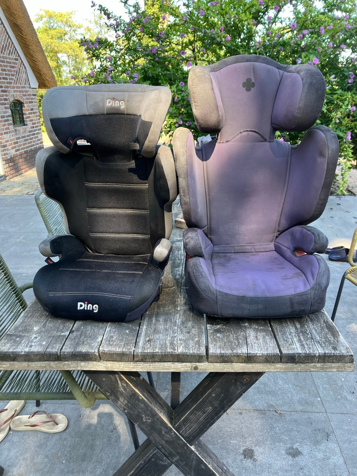 Twee Ding autostoeltjes, Kinderen en Baby's, Autostoeltjes, Overige merken, 9 t/m 36 kg, Gebruikt, Autogordel