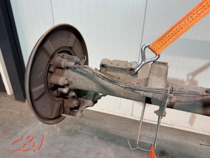 Achteras achterwielaandrijving van een Volkswagen Crafter, Gebruikt, -, Volkswagen, -