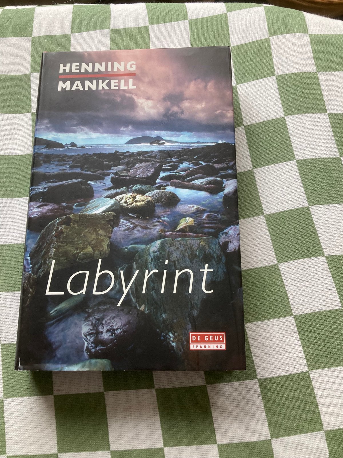 Labyrint, auteur Henning Mankell 2006, Ophalen of Verzenden, Zo goed als nieuw