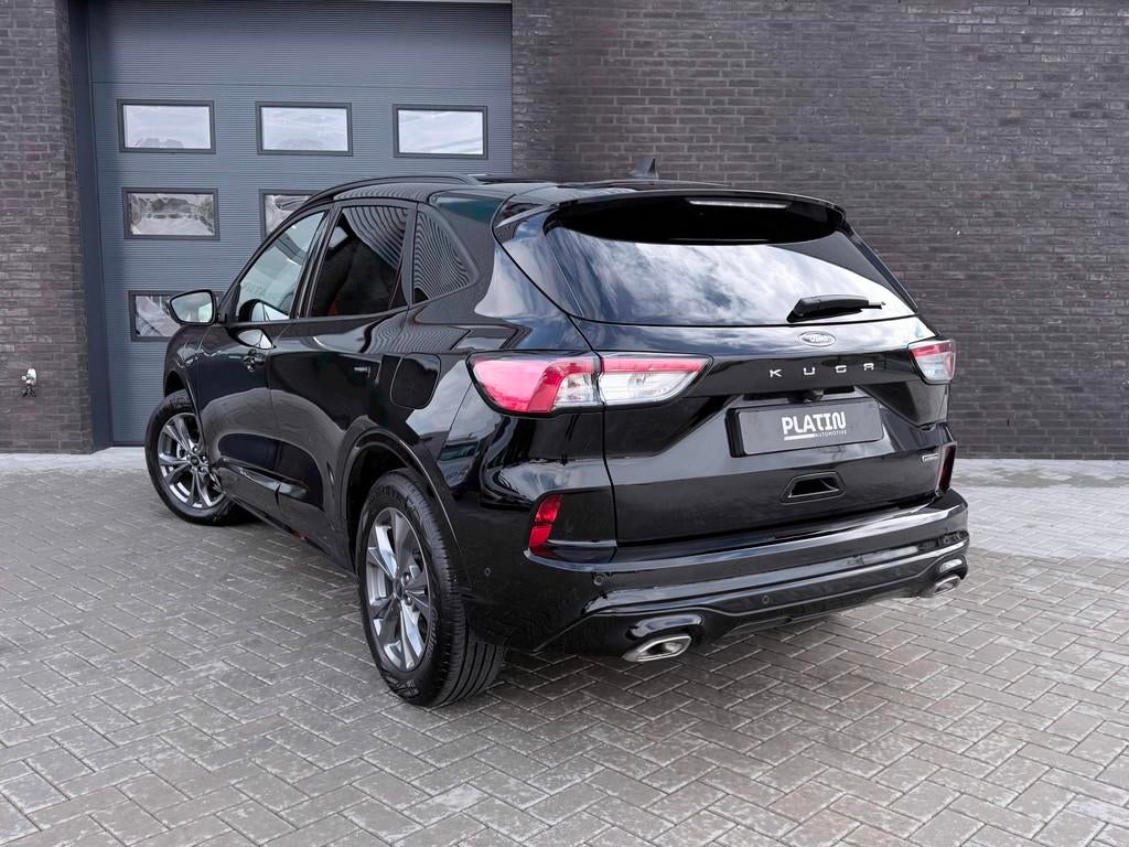 Ford KUGA 2.5 PHEV Titanium | 2023 | St-Line | 224pk | Trekh, 14 kWh, Gebruikt, 4 cilinders, Zwart