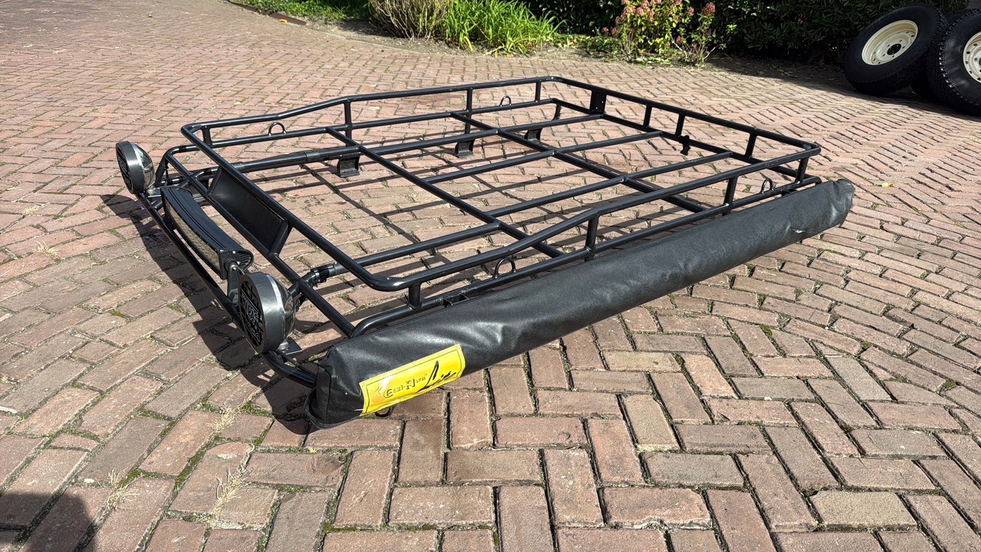 Orgineel Defender imperiaal / roofrack Eezi luifel en lampen, Ophalen, Zo goed als nieuw
