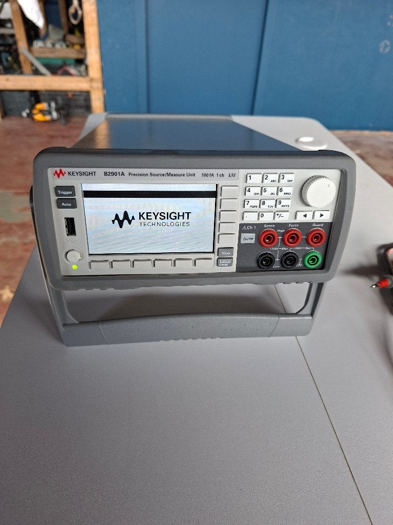 Keysight B2901A Precision Source/Measure Unit (SMU), Ophalen of Verzenden, Gebruikt, Overige meters