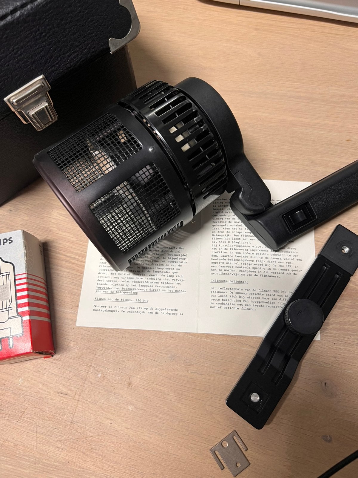 Philips Filmzon PSG 019 - 1000W Filmlamp Met Koffer (Werkt!), D, Zo goed als nieuw, Groothoeklens, Ophalen of Verzenden
