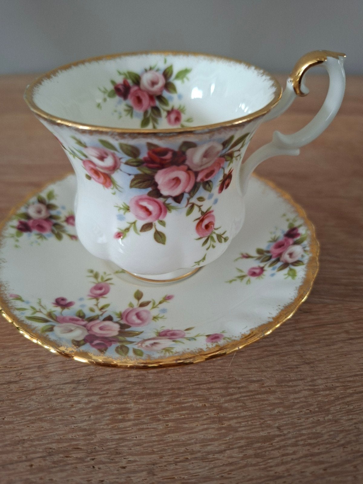 Royal Albert Cottage garden dames, Ophalen of Verzenden, Zo goed als nieuw, Porselein, Kop en/of schotel