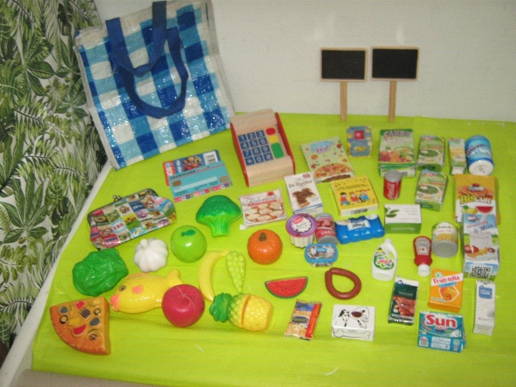 UITGEBREIDE SPEELGOED SET VOOR WINKELTJE, Ophalen, Gebruikt, Overige materialen, Speelkeuken-accessoire