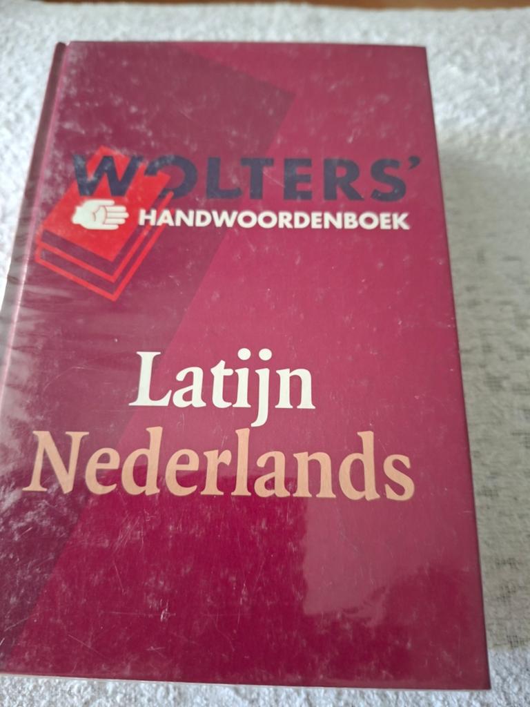 Wolters' Handwoordenboek Latijn Nederlands, Latijn, Koenen of Wolters, Ophalen of Verzenden, Onbekend