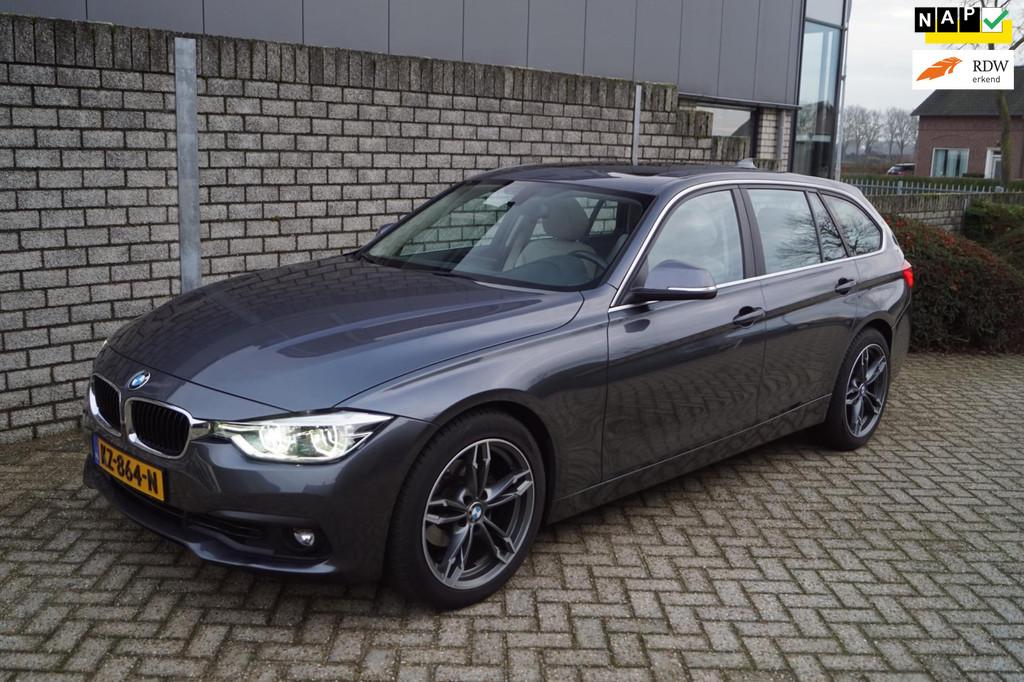 BMW 3-serie Touring 320i Centennial High Executive Autom Pan, Automaat, 1998 cc, Achterwielaandrijving, 4 cilinders