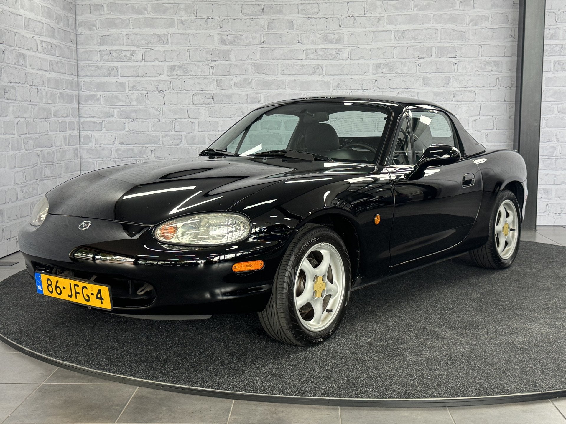 Mazda MX-5 1.6i Hardtop (bj 1999), foto 5