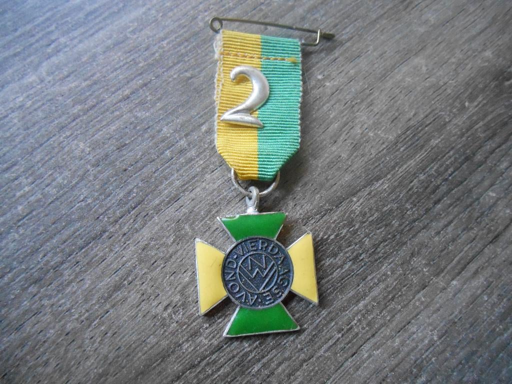 Medaille avondvierdaagse NWV oud model, Ophalen of Verzenden, Overige materialen, Nederland