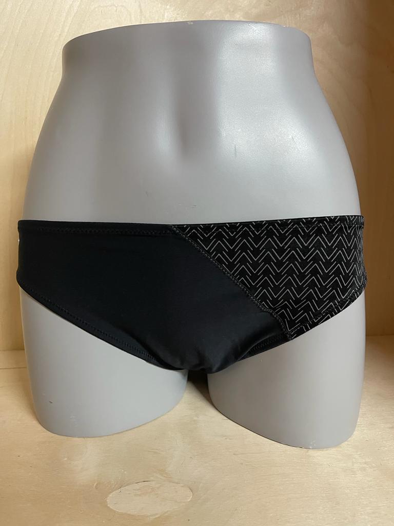 Marie io sport slip  maat 44 model intense, Verzenden, Zwart, Slip
