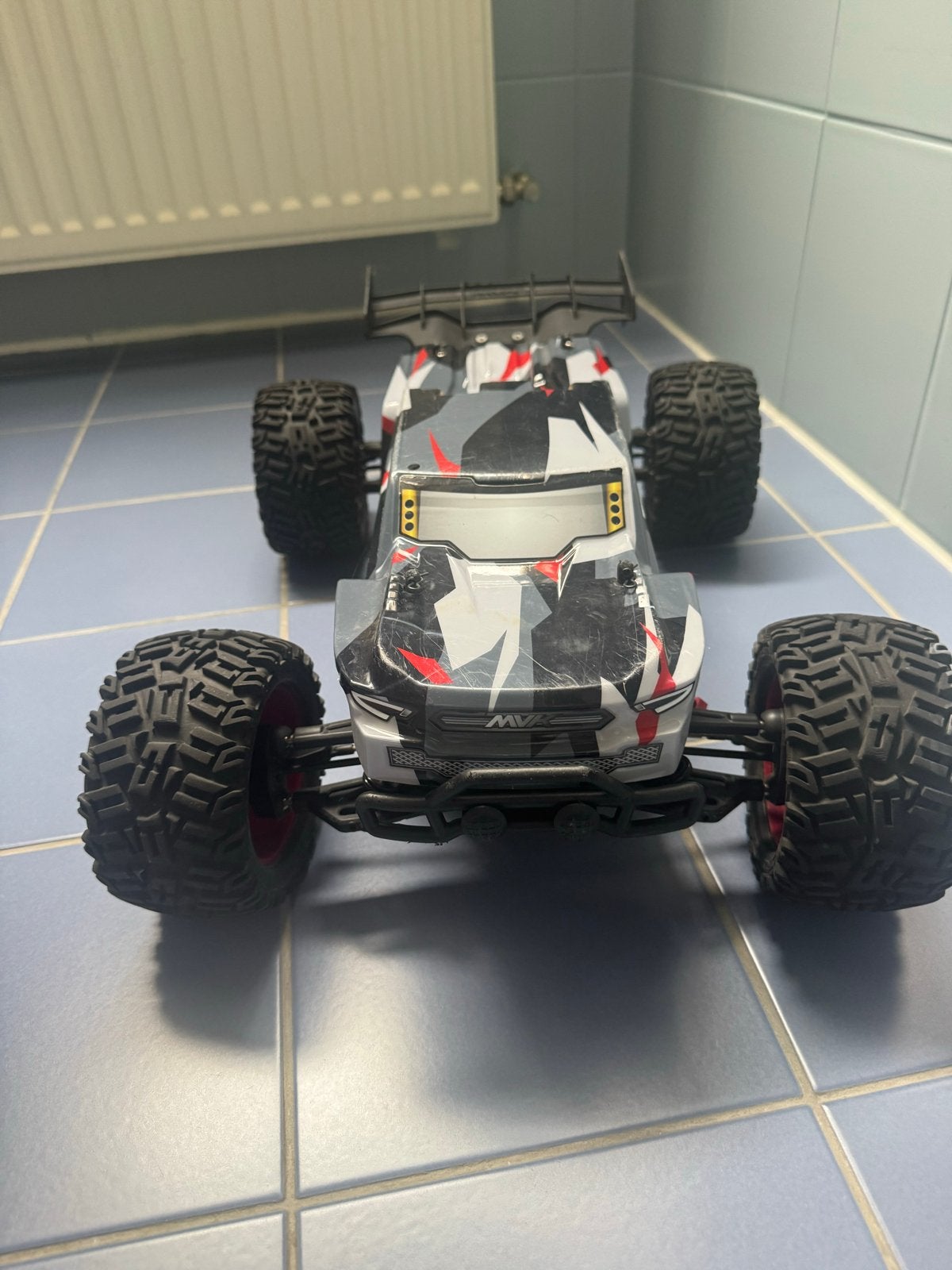 Maverick Quantum XT Flux RC auto met 2 LiPo accu's, Auto offroad, Zo goed als nieuw, RTR (Ready to Run), Ophalen