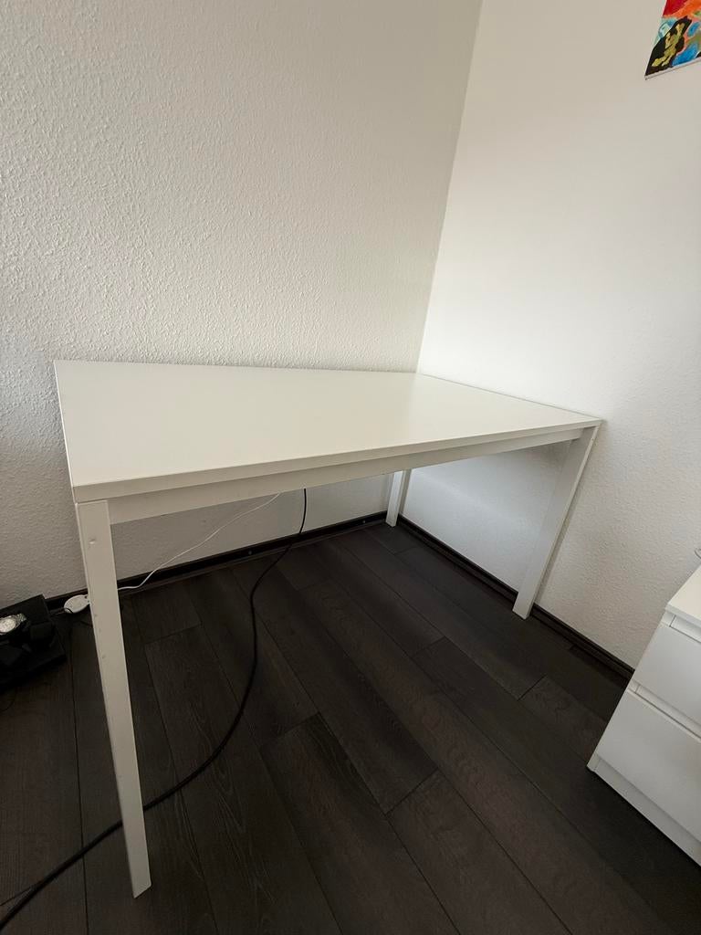 Ikea eettafel, wit, 130x60x80 cm, in goede staat, Huis en Inrichting, Bureaus, Ophalen, Zo goed als nieuw