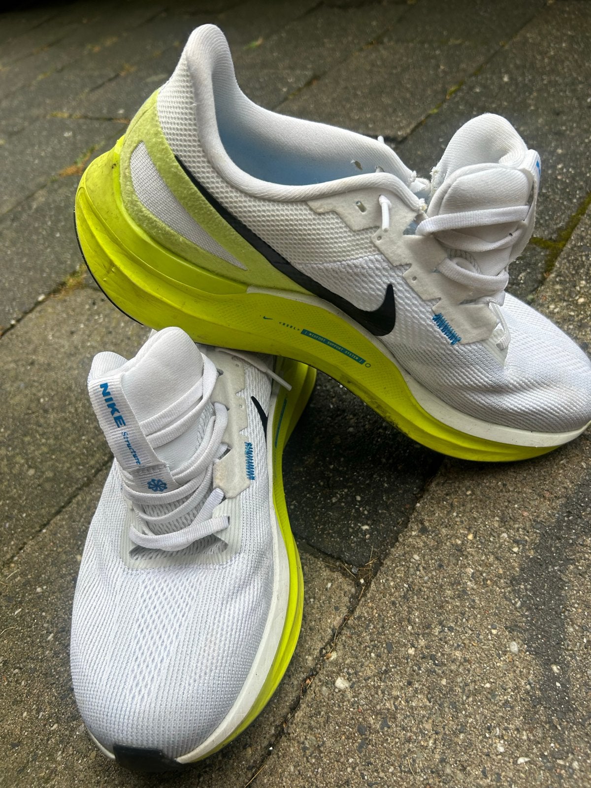 Nike Structure hardloopschoenen maat 44, Ophalen of Verzenden, Gedragen, Wit, Sportschoenen