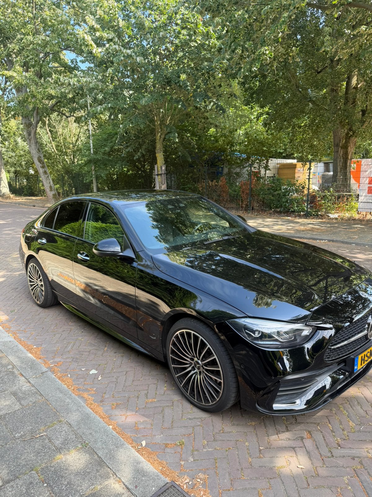 Mercedes-Benz C300e AMG Line / DISTRONIC/Panoramadak / 2022, Auto's, Mercedes-Benz, Automaat, Achterwielaandrijving, 1800 kg, 167 km/l