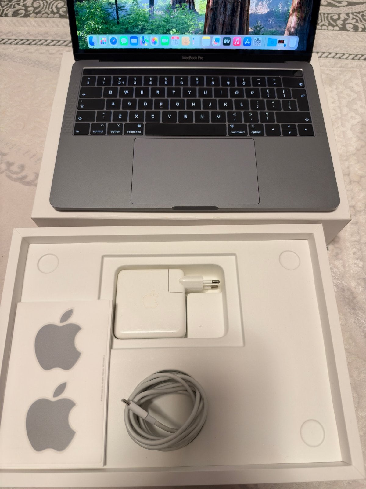 MacBook Pro 13 inch - Zo goed als nieuw, MacBook Pro, 2 tot 3 Ghz, 13 inch, Ophalen of Verzenden