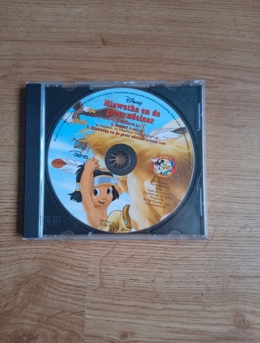 Disney cd Hiawatha en de grote adelaar, Ophalen of Verzenden, Overige figuren, Zo goed als nieuw, Overige typen