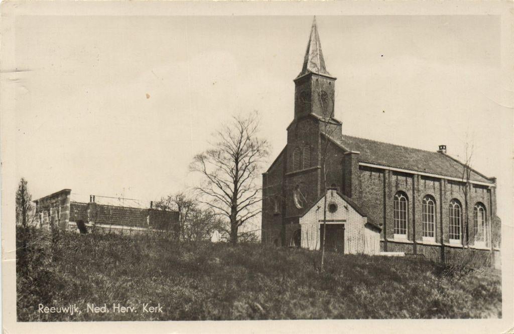 Reeuwijk, Ned. Herv. Kerk - 1955 gelopen, Verzamelen, Ansichtkaarten | Nederland, Ophalen of Verzenden, 1940 tot 1960, Gelopen