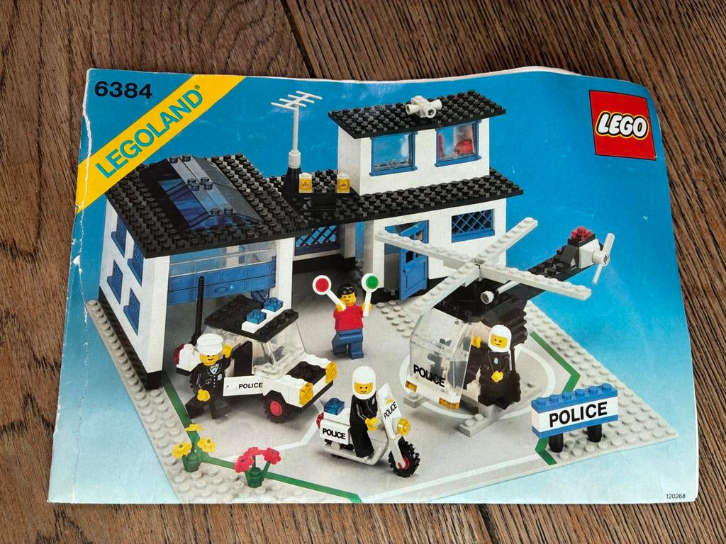 Vintage Lego Politiebureau 6384 (1983), Compleet, Lego, Ophalen of Verzenden, Complete set