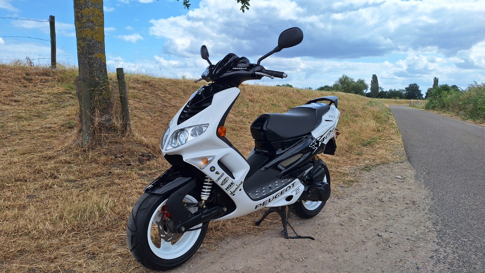 Peugeot Speedfight 2 R-cup scooter, pas 2.145 km op teller!, Fietsen en Brommers, Scooters | Peugeot, Ophalen, Zo goed als nieuw