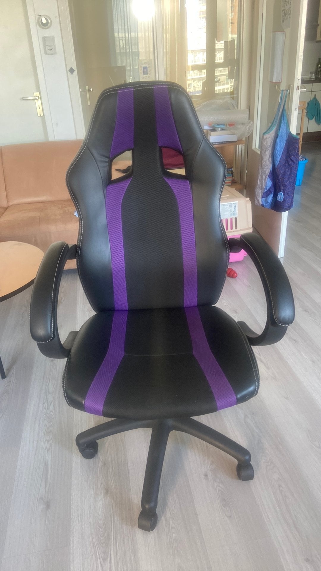 gaming chair, Ophalen, Zo goed als nieuw, Zwart