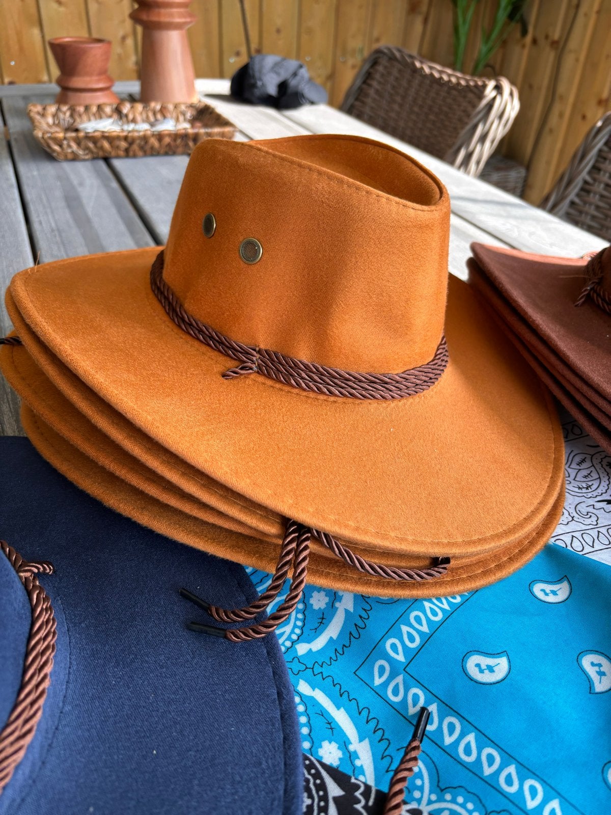 Country & Western Feestpakket: Hoeden/Sjaals/Banner/Ballon, Ophalen of Verzenden, Nieuw, Feestartikel, Overige