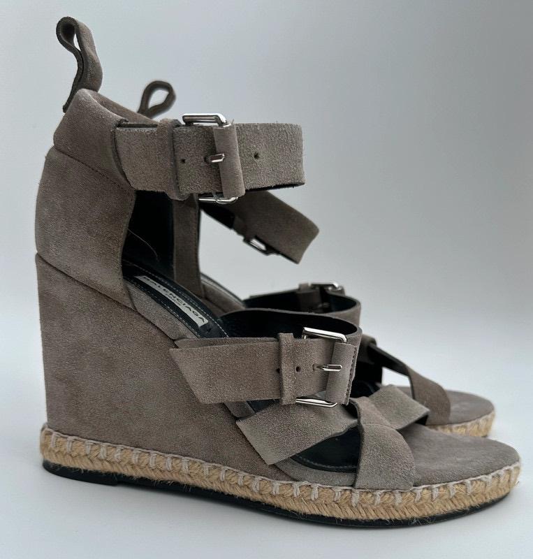 Balenciaga wedges maat 40, Balenciaga, Verzenden, Beige, Sandalen of Muiltjes