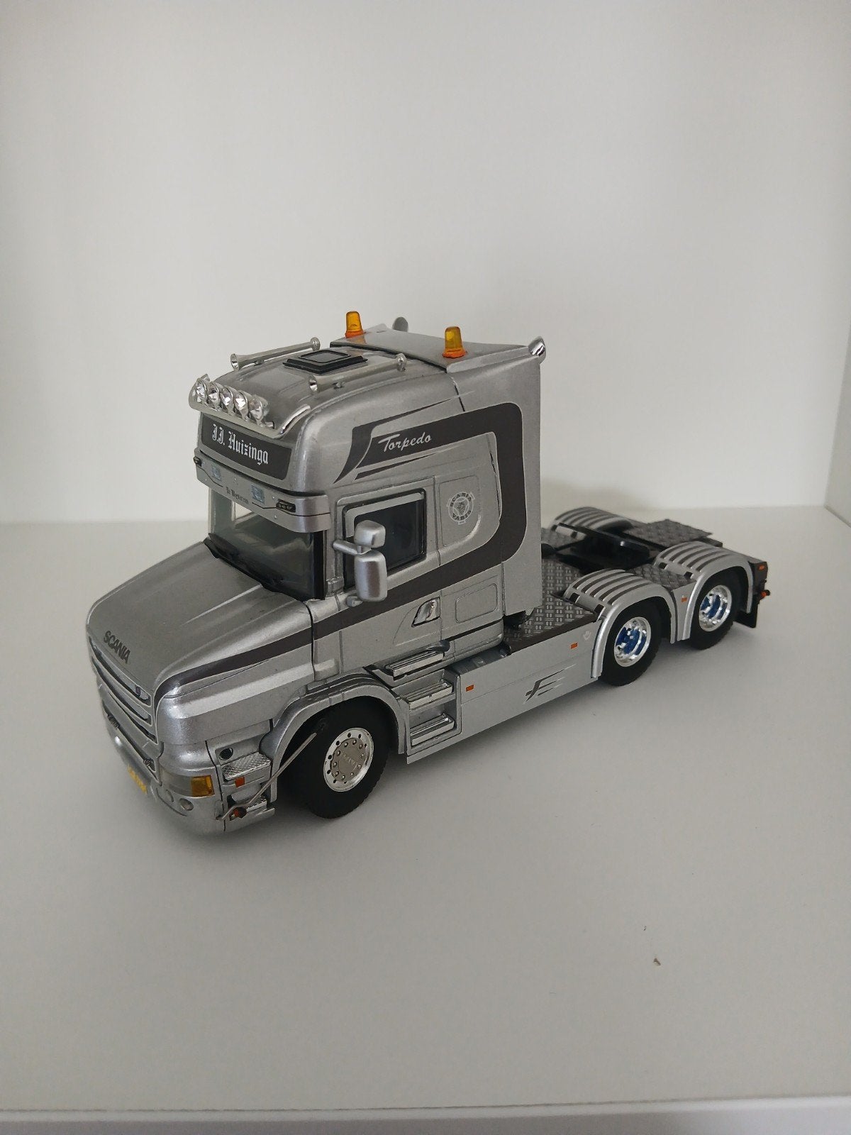 Mooie Scania V8 torpedo, Ophalen of Verzenden, Zo goed als nieuw, Bus of Vrachtwagen, Overige merken