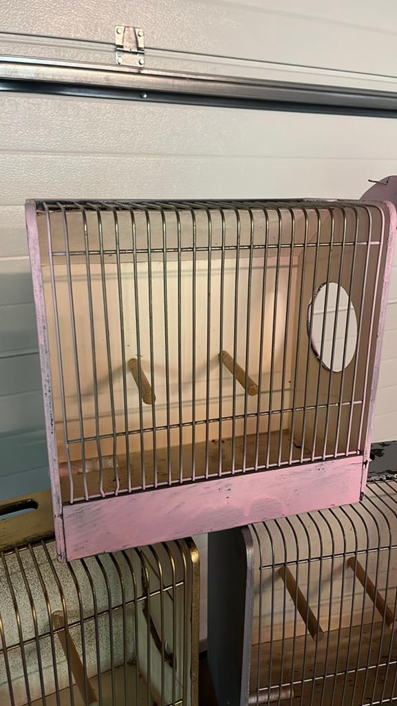 Voerbakken vogelhuisjes kooien 5€ de stuk, Ophalen of Verzenden, Zo goed als nieuw, Hout, Vogelkooi