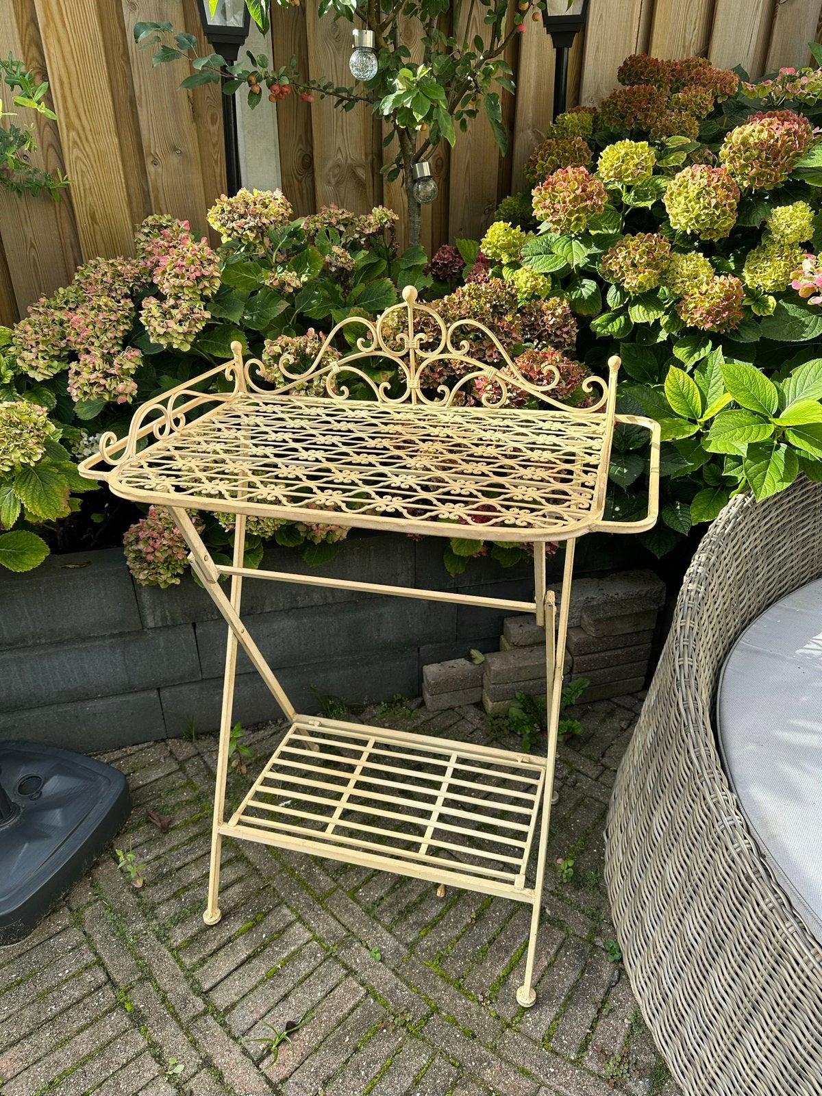 Brocante metalen plantentafel / bijzettafel, Antiek en Kunst, Ophalen