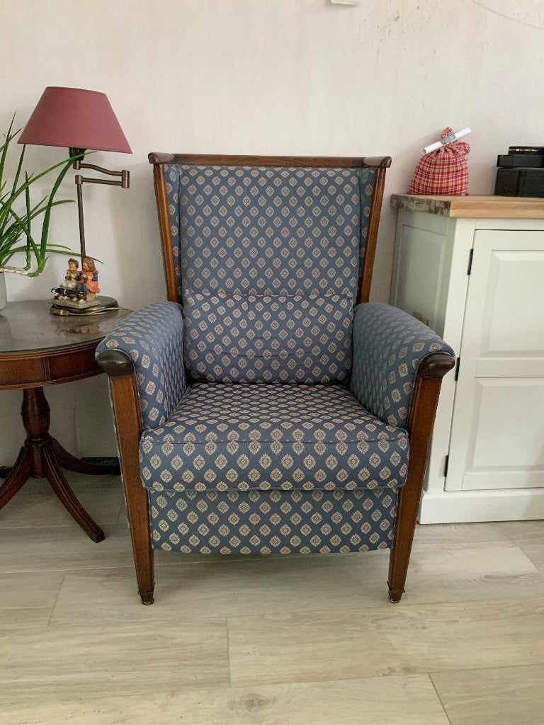 Comfortabele stoel, Huis en Inrichting, Stoelen, Ophalen, Twee, Blauw, Zo goed als nieuw