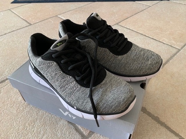Victory sneakers, schoenen maat 37 grijs nieuw, Ophalen of Verzenden, Nieuw, Overige kleuren